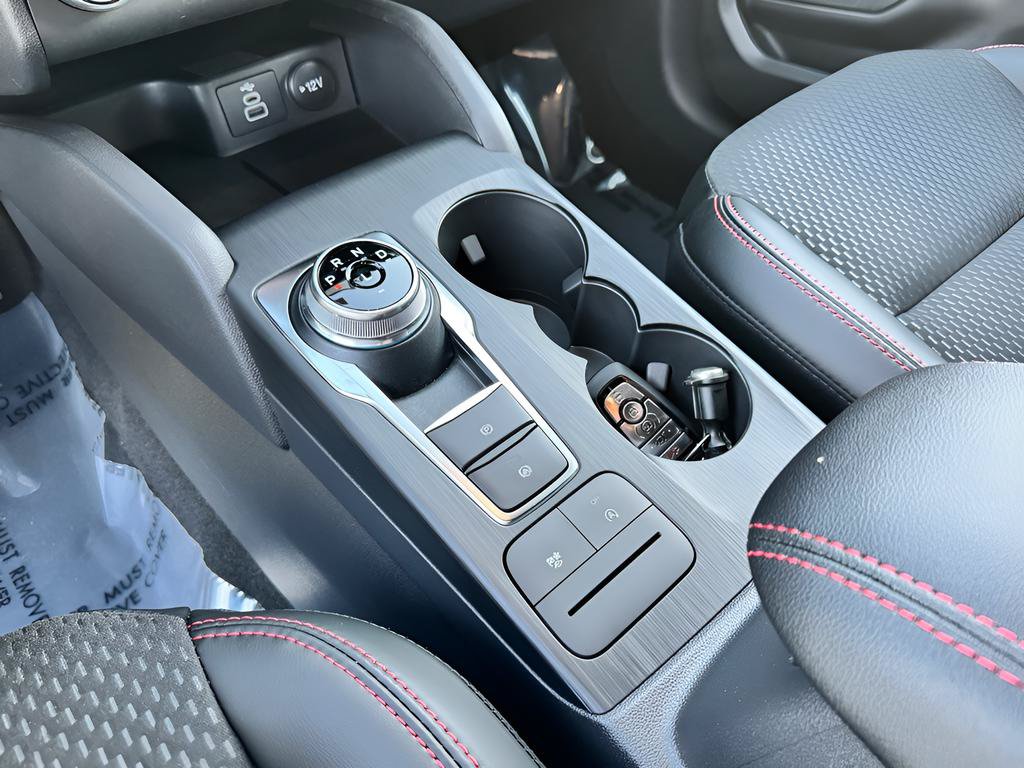 New 2026 Ford Escape ST-Line w/ Cold Weather Package FWD image 33