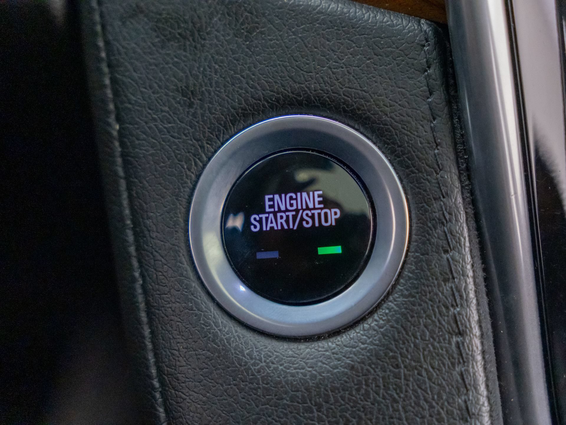 Used 2019 Cadillac Escalade Luxury AWD/4WD image 27