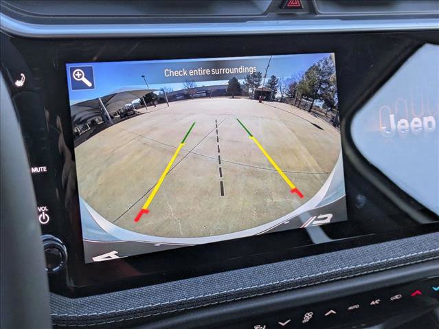 New 2026 Jeep Cherokee Laredo image 13