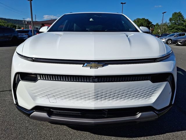 Certified 2024 Chevrolet Equinox EV LT image 3