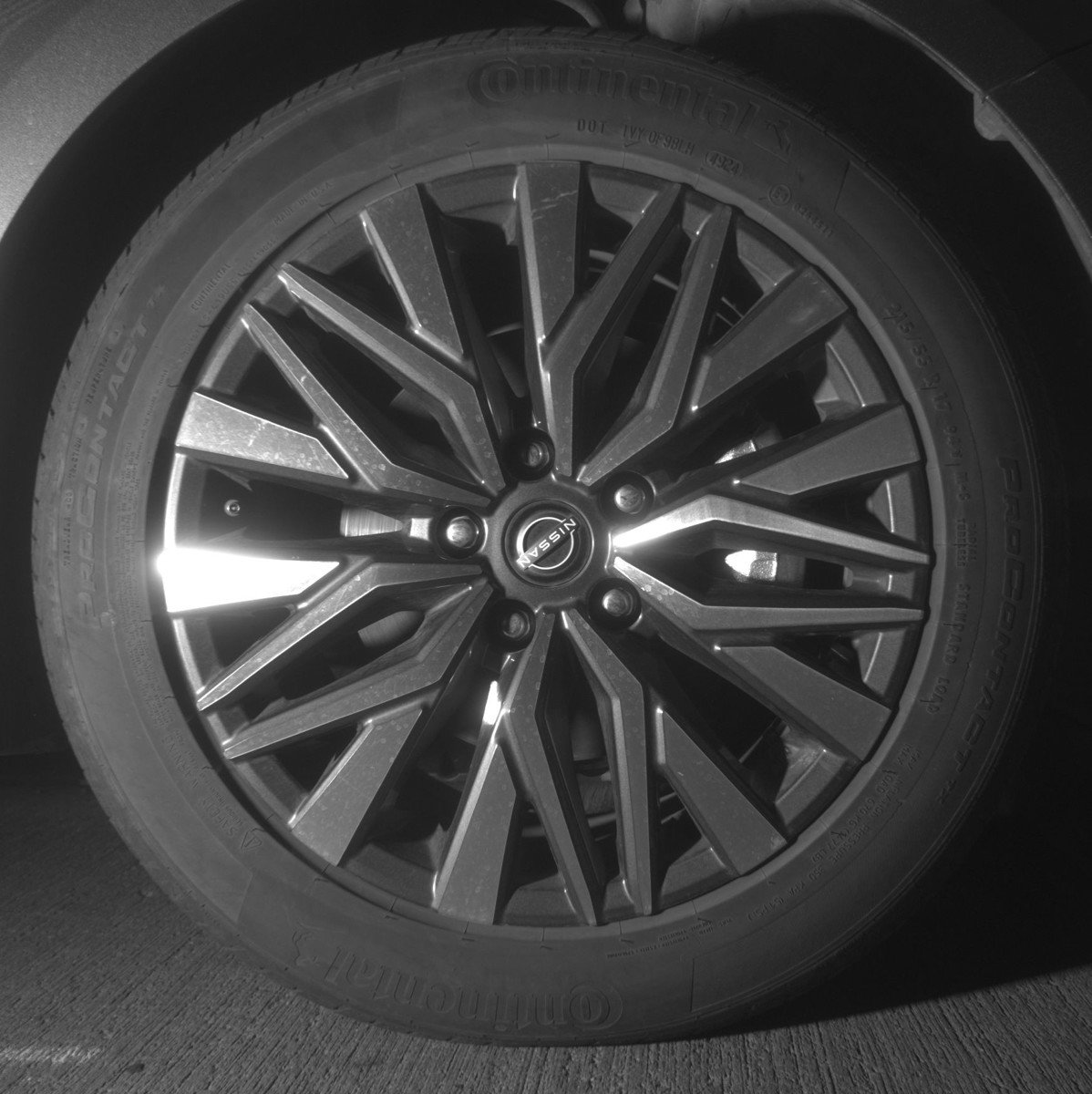 Used 2025 Nissan Altima 2.5 SV image 13