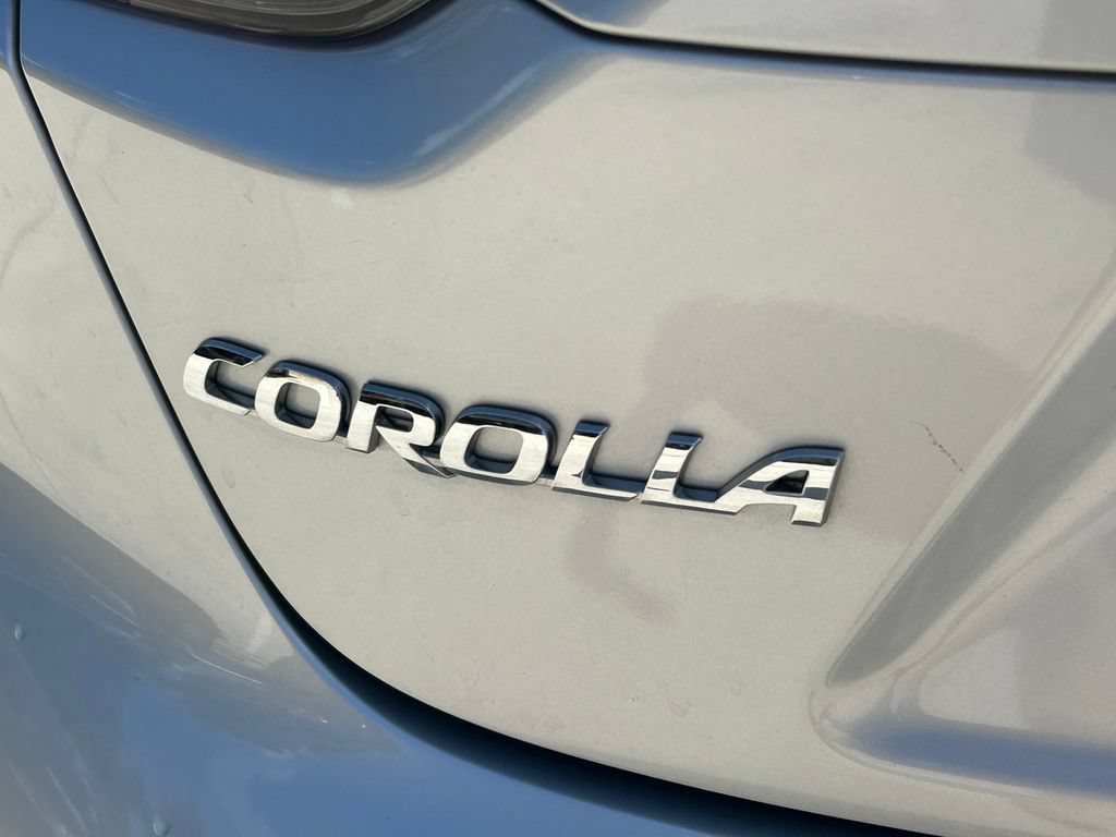 Used 2024 Toyota Corolla LE FWD image 12