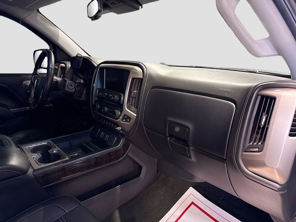 Used 2015 GMC Sierra 1500 Denali w/ Driver Alert Package AWD/4WD image 30