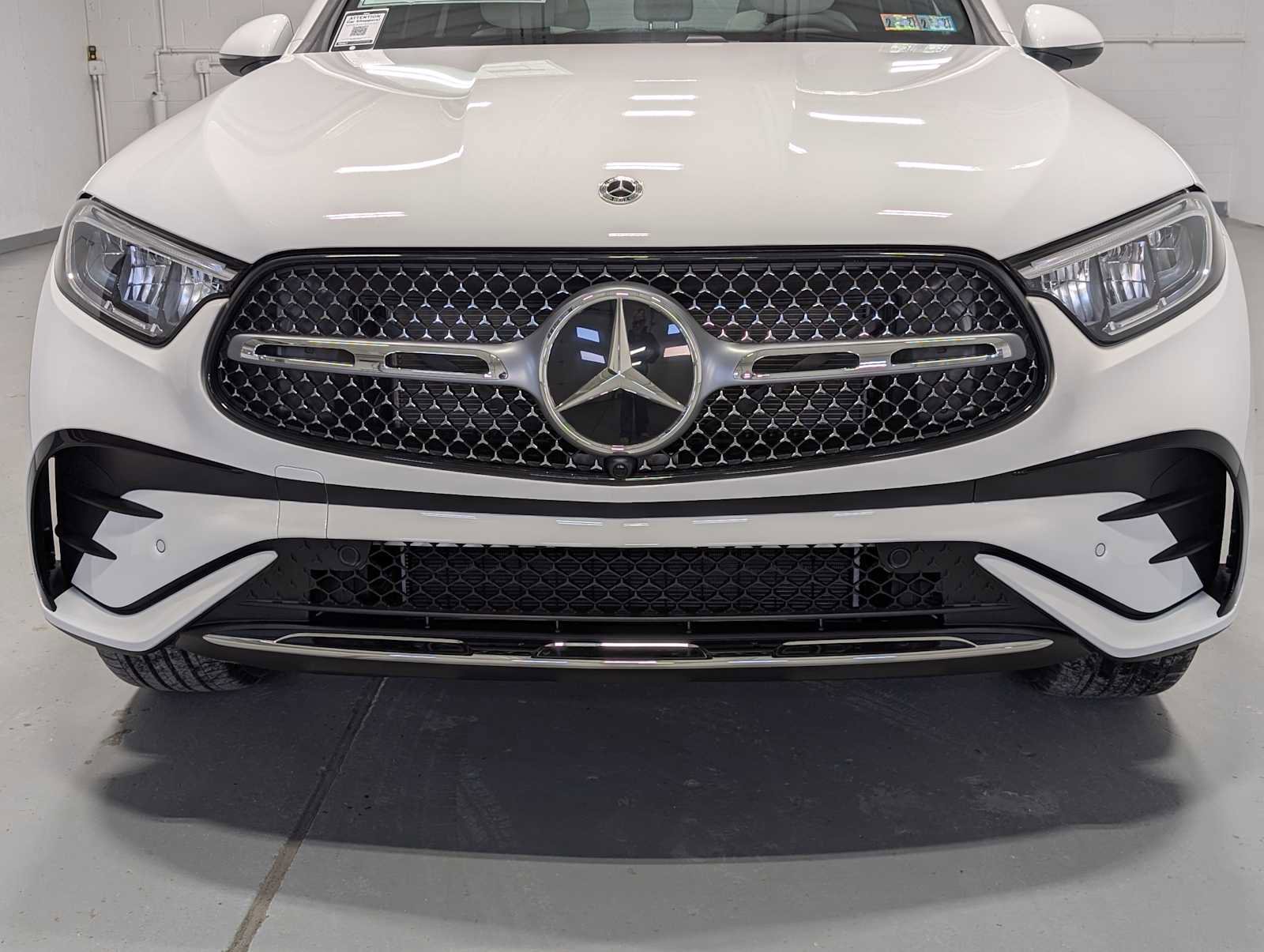 New 2026 Mercedes-Benz GLC 300 GLC 300 image 2