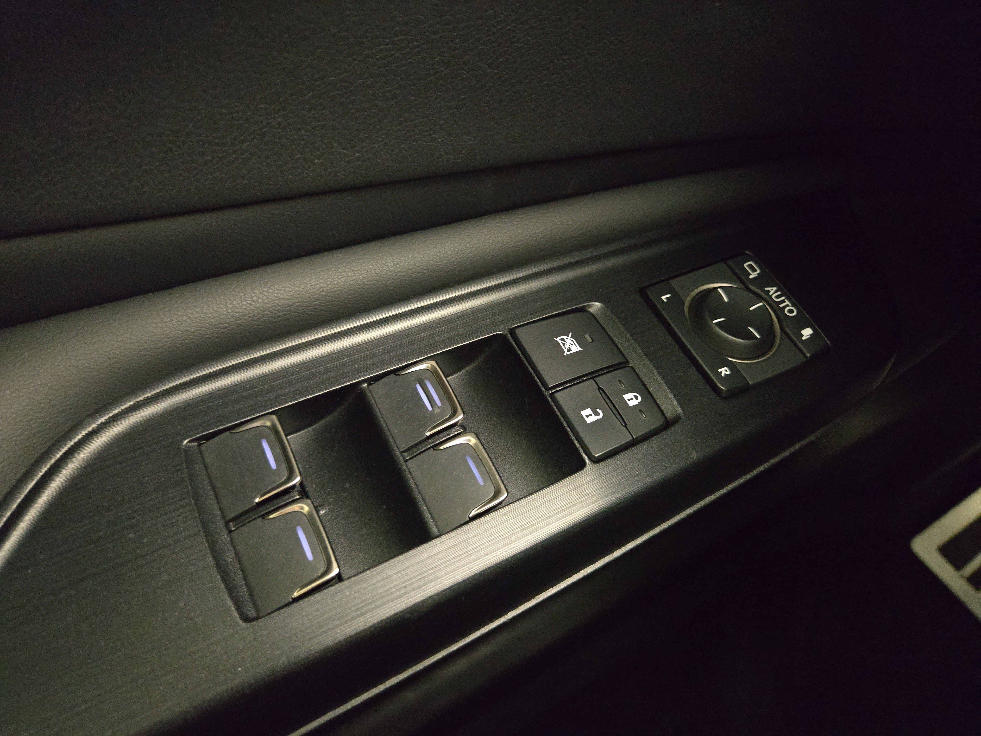 Used 2021 Lexus ES 350 F Sport w/ Accessory Package FWD image 25