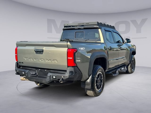 Used 2025 Toyota Tacoma TRD Off-Road w/ TRD Off Road Upgrade Package AWD/4WD image 5