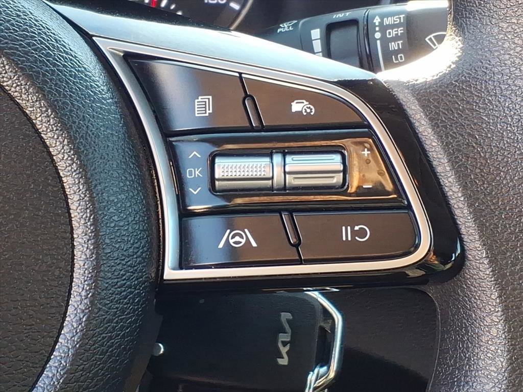 Used 2024 Kia Forte LXS image 17