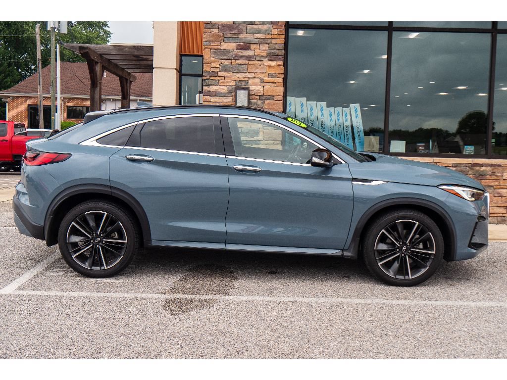 Used 2023 INFINITI QX55 Sensory w/ Lighting Package AWD/4WD image 2