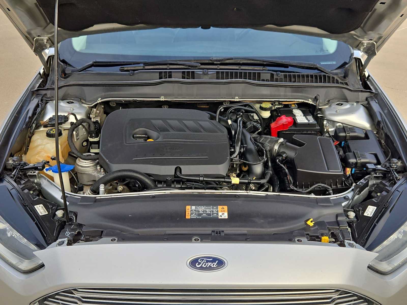 Used 2014 Ford Fusion SE w/ Equipment Group 202A FWD image 22
