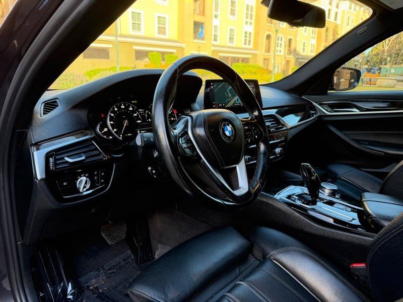 Used 2017 BMW 530i RWD image 36