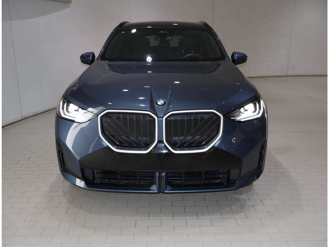 Certified 2026 BMW X3 xDrive30i AWD/4WD image 9