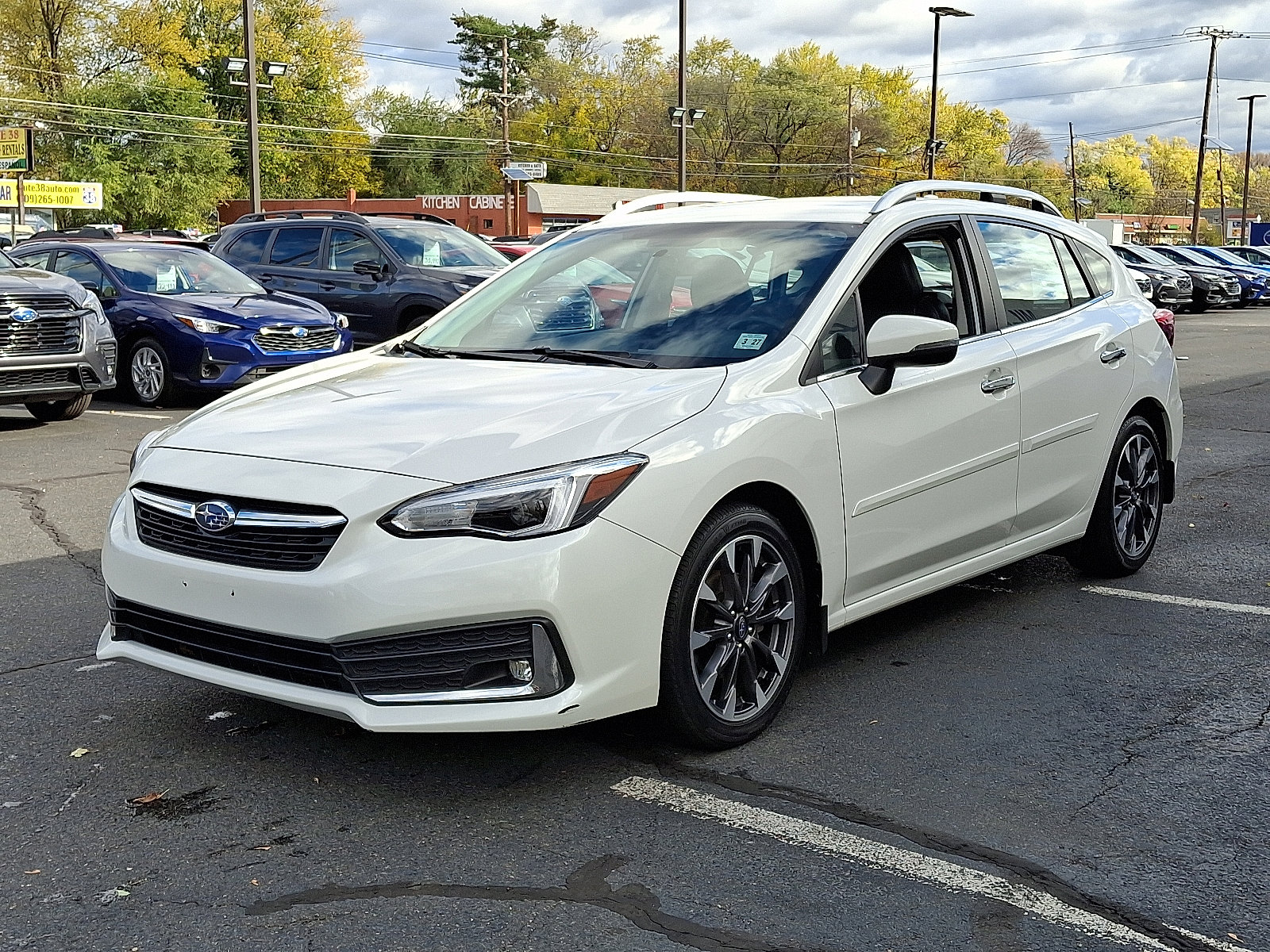 Used 2022 Subaru Impreza 2.0i Limited image 3