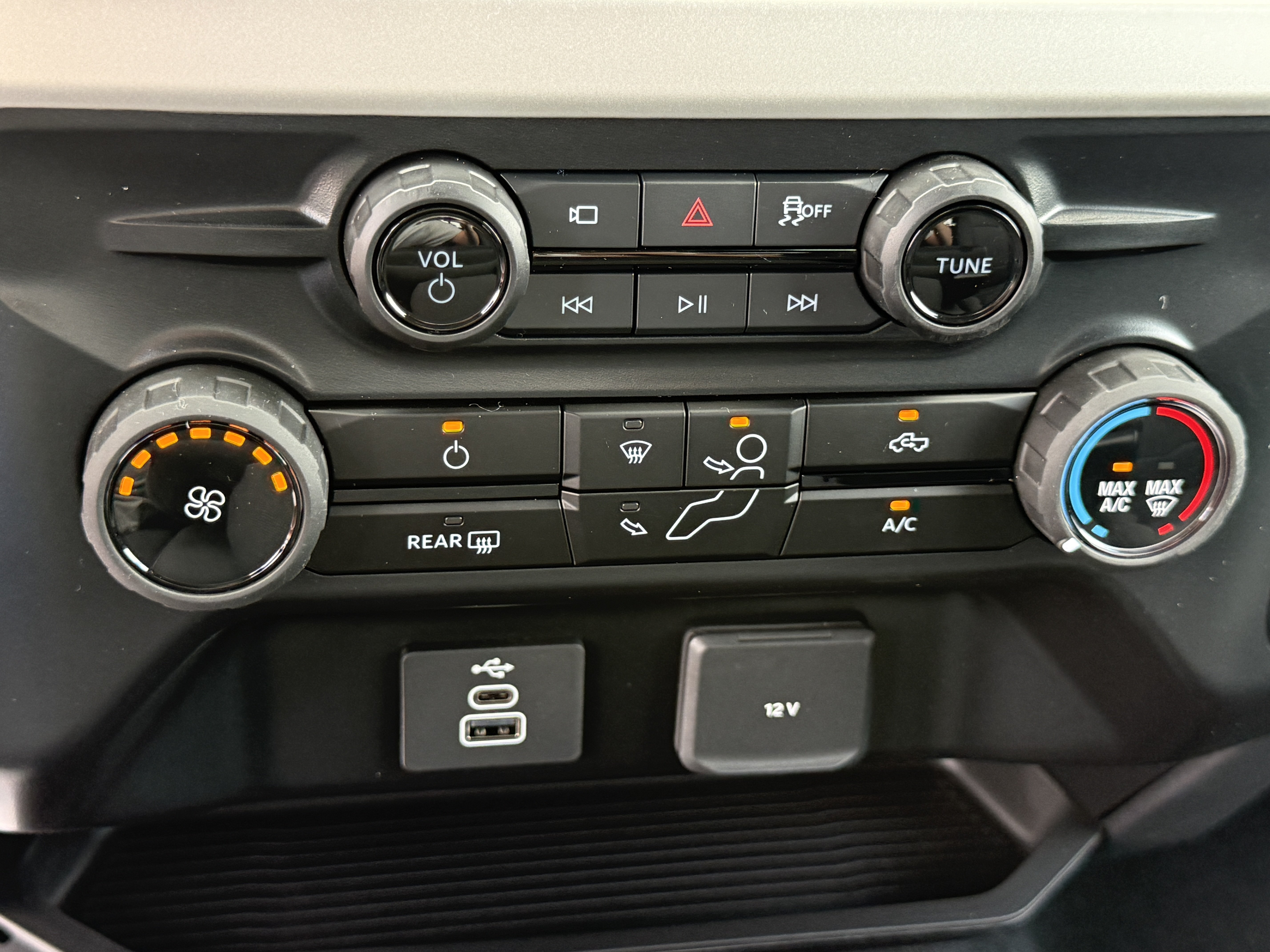 New 2027 Ford F250 XL w/ STX Appearance Package AWD/4WD image 19