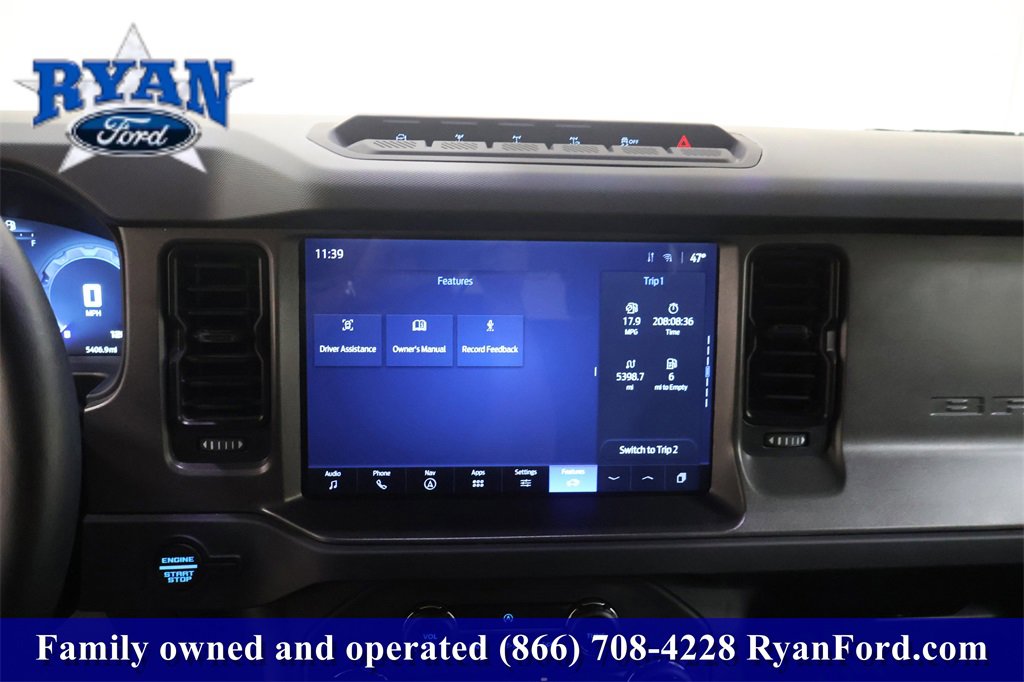 Used 2025 Ford Bronco Badlands image 24