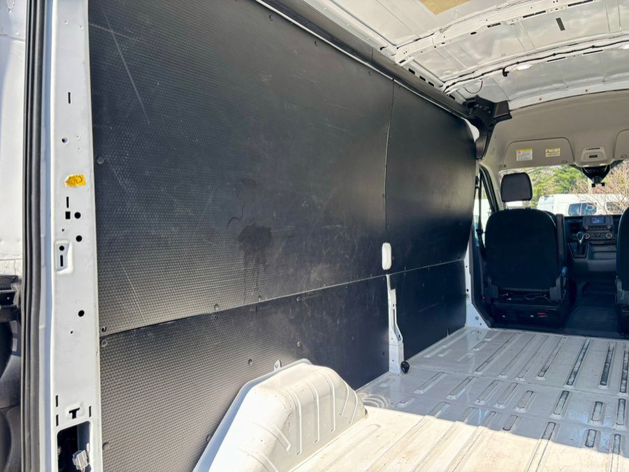 Used 2023 Ford Transit 250 Medium Roof image 28