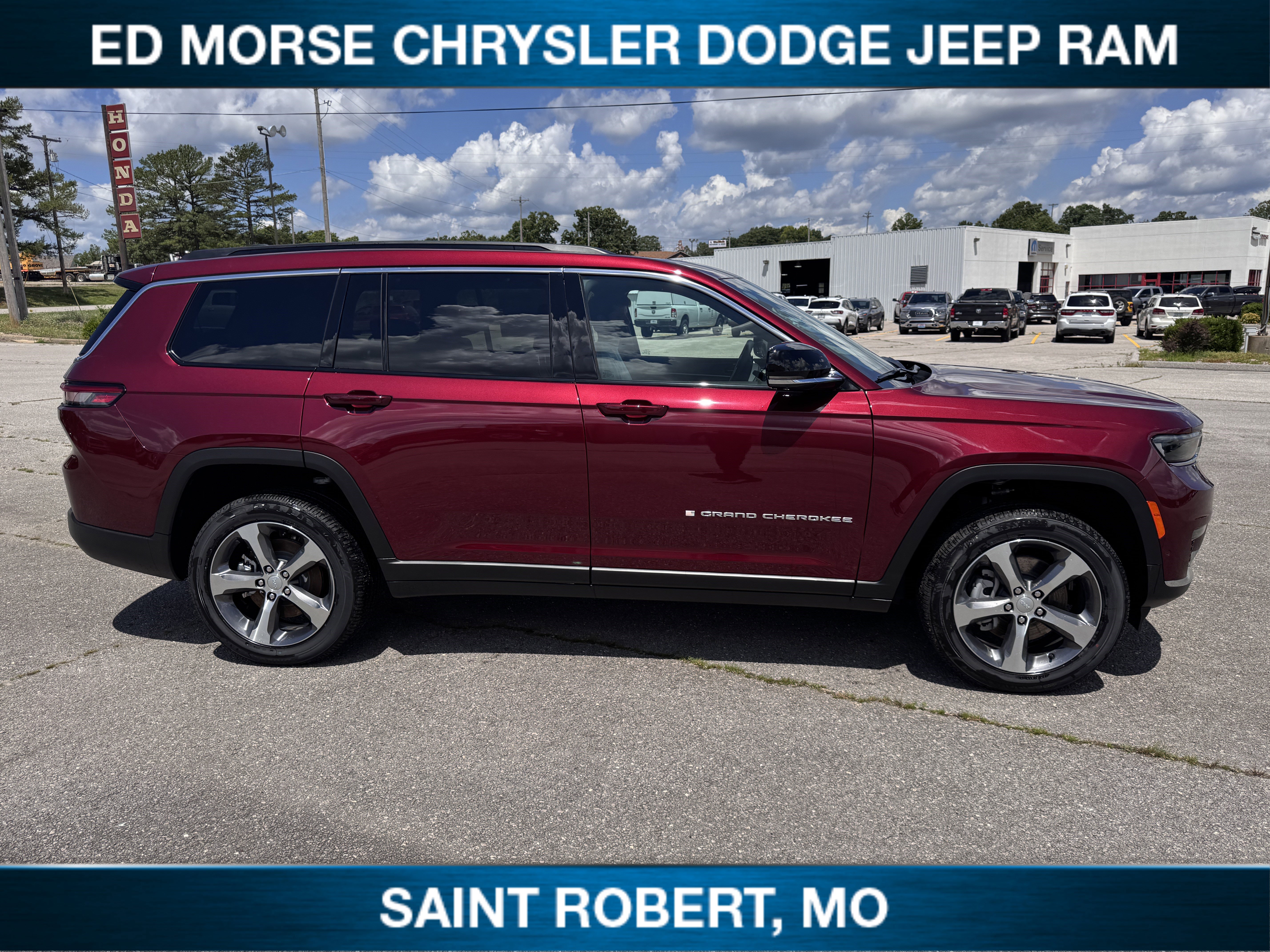New 2025 Jeep Grand Cherokee L Limited w/ Luxury Tech Group II image 7