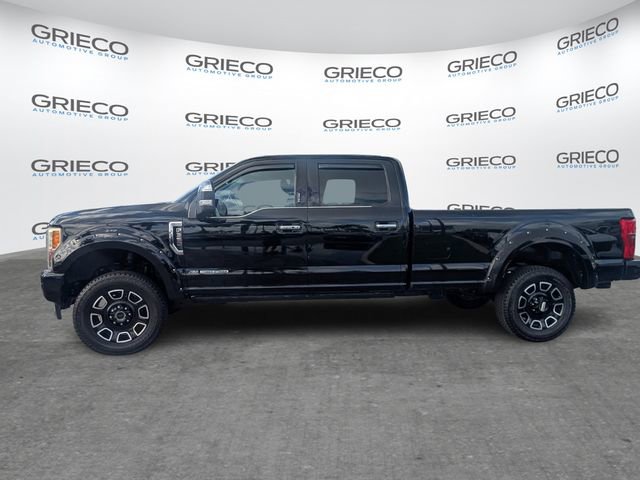 Used 2017 Ford F350 Platinum w/ Platinum Ultimate Package image 4