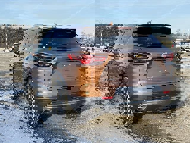 Used 2023 Chevrolet Blazer Premier w/ Driver Confidence II Package image 6