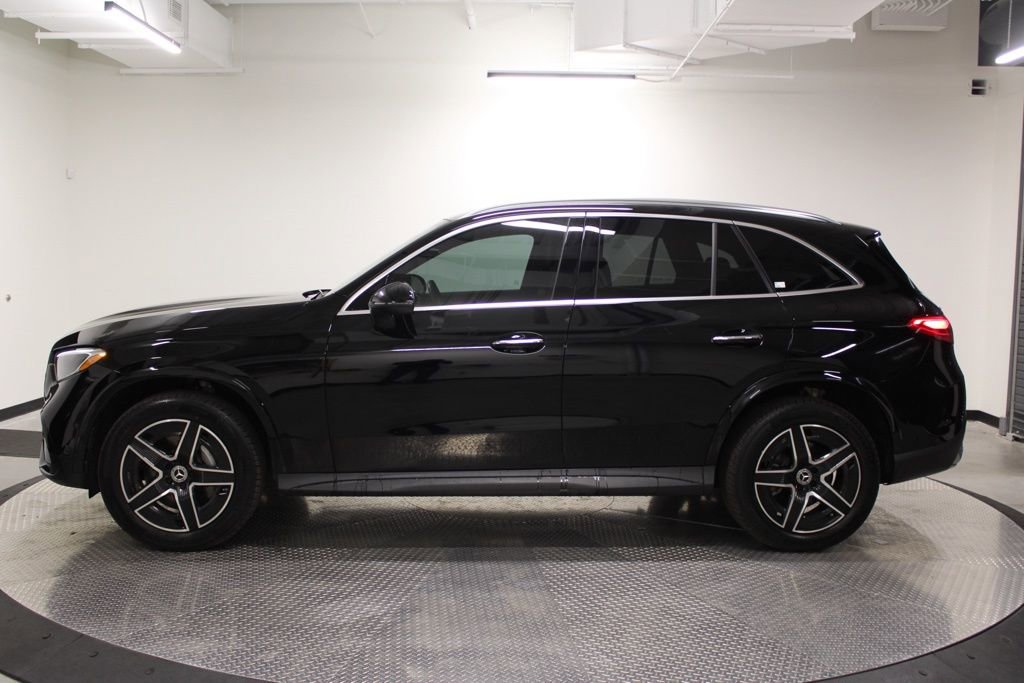 Certified 2026 Mercedes-Benz GLC 300 image 2