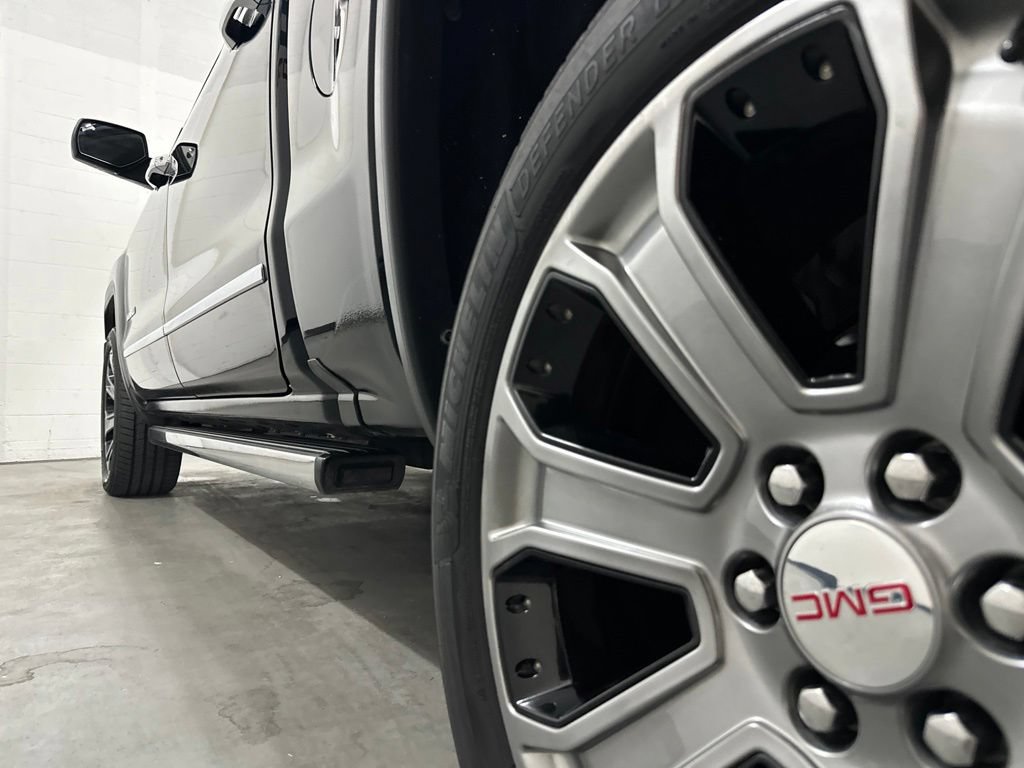 Used 2017 GMC Sierra 1500 Denali AWD/4WD image 19
