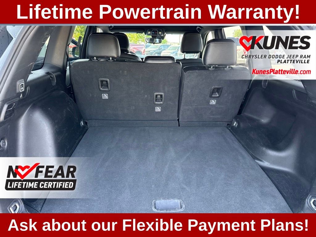 Used 2024 Jeep Grand Cherokee Altitude AWD/4WD image 25