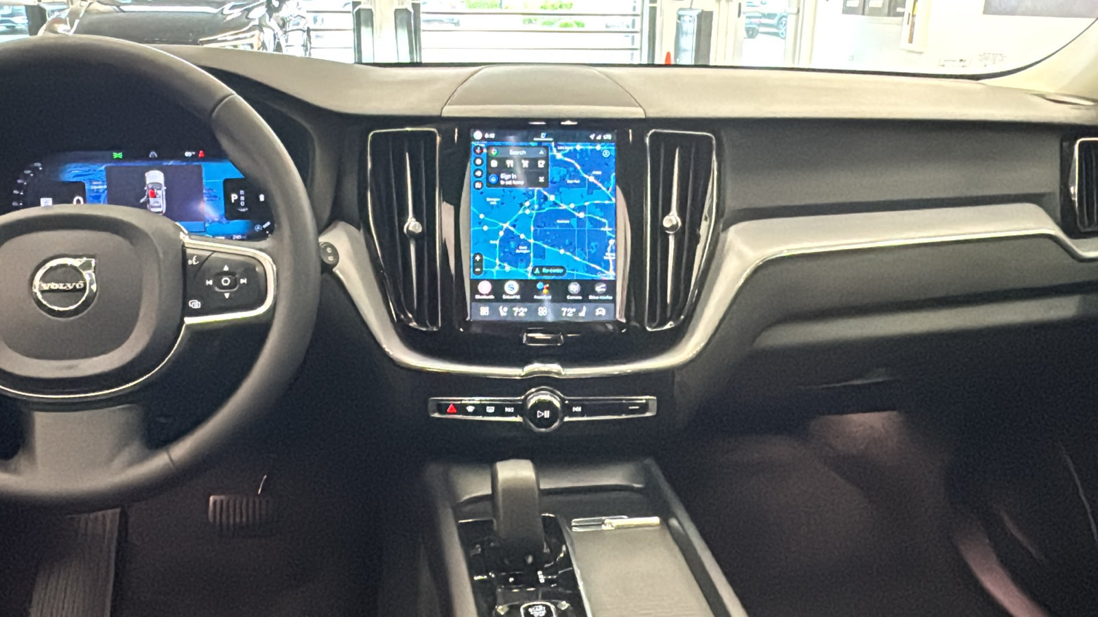 Used 2024 Volvo XC60 B5 Core w/ Climate Package AWD/4WD image 11