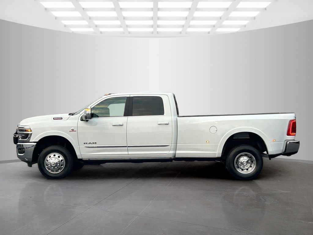 New 2026 RAM 3500 Limited image 2