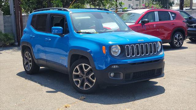 Used 2015 Jeep Renegade Latitude FWD image 29