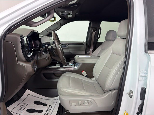 Used 2022 Chevrolet Silverado 1500 LTZ AWD/4WD image 21