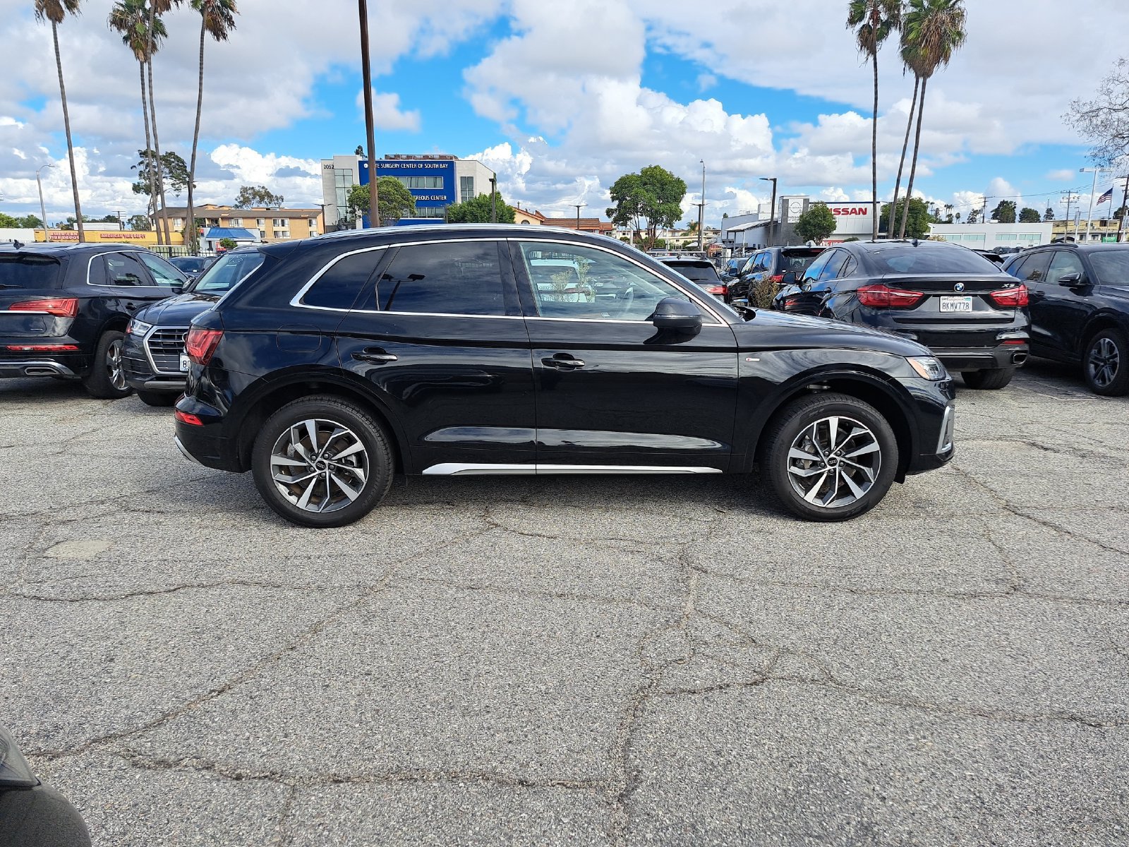 Used 2023 Audi Q5 2.0T Premium Plus w/ Premium Plus Package AWD/4WD image 4