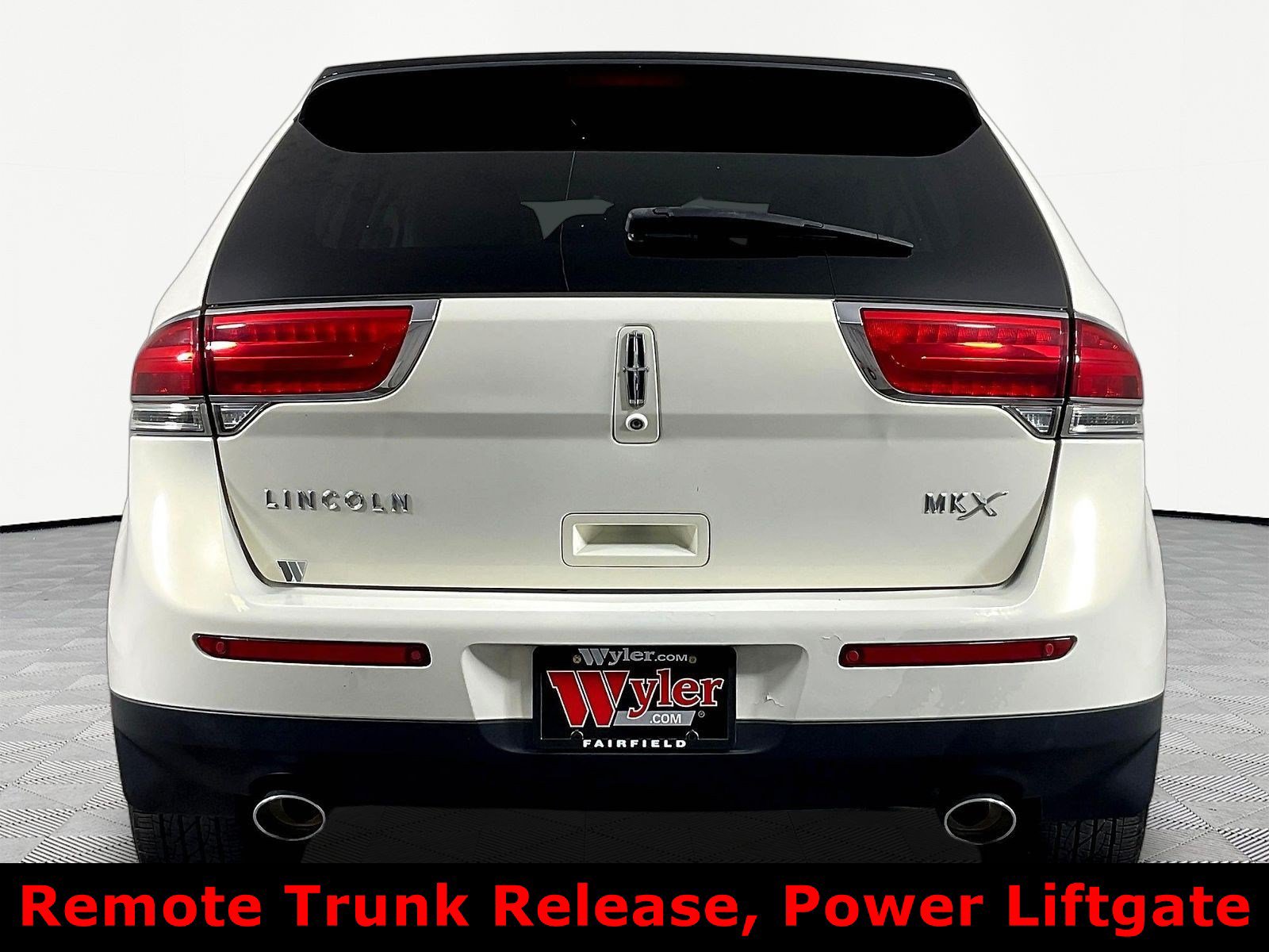 Used 2013 Lincoln MKX FWD image 5