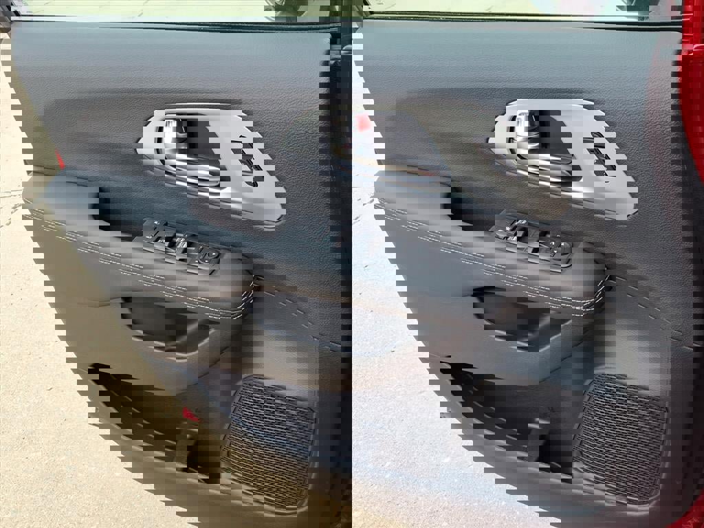 New 2026 Chrysler Pacifica Limited w/ S Appearance Package image 16