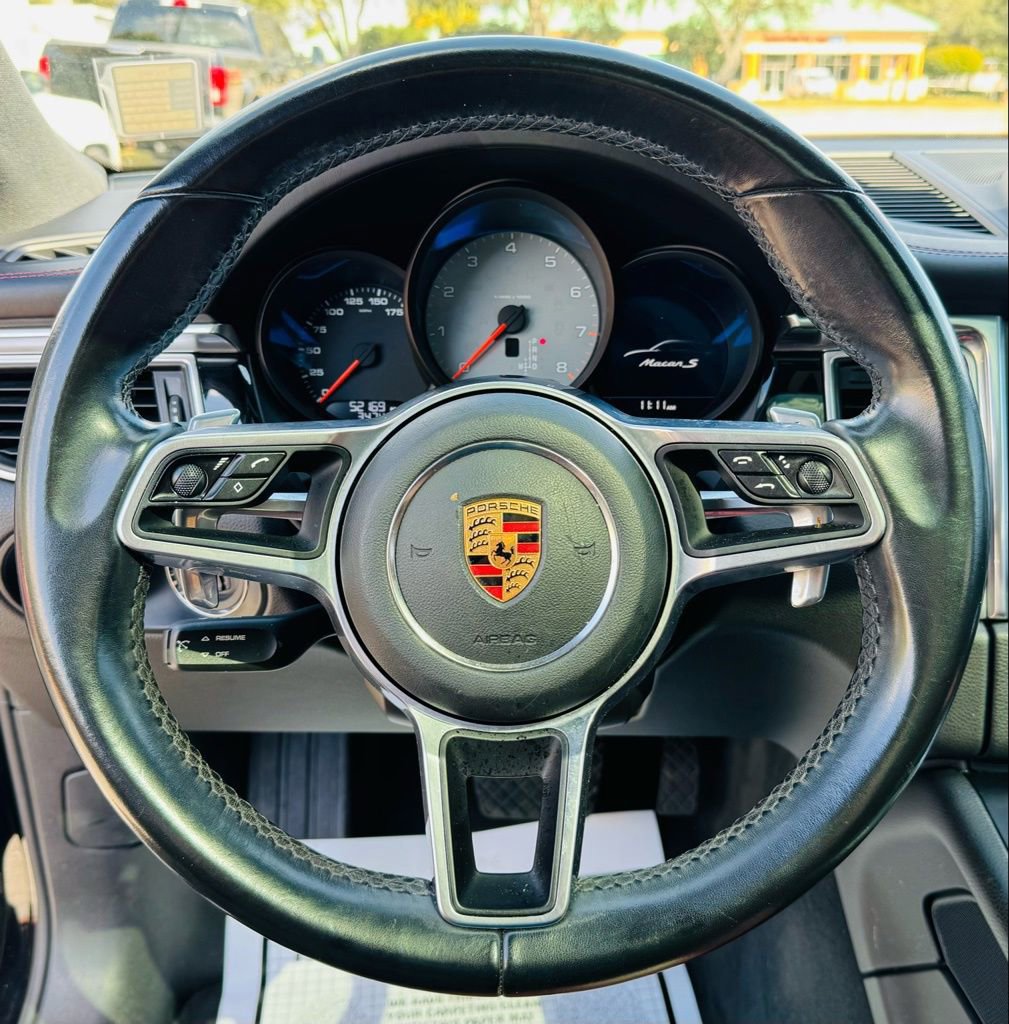 Used 2017 Porsche Macan S image 11