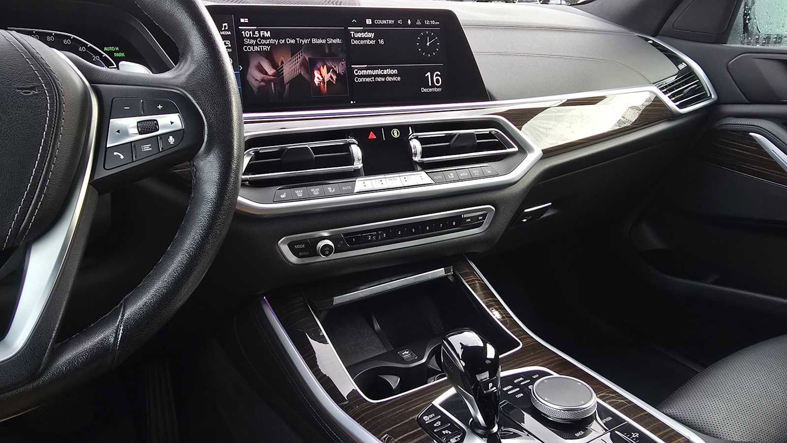 Used 2023 BMW X5 xDrive45e w/ Climate Comfort Package image 29