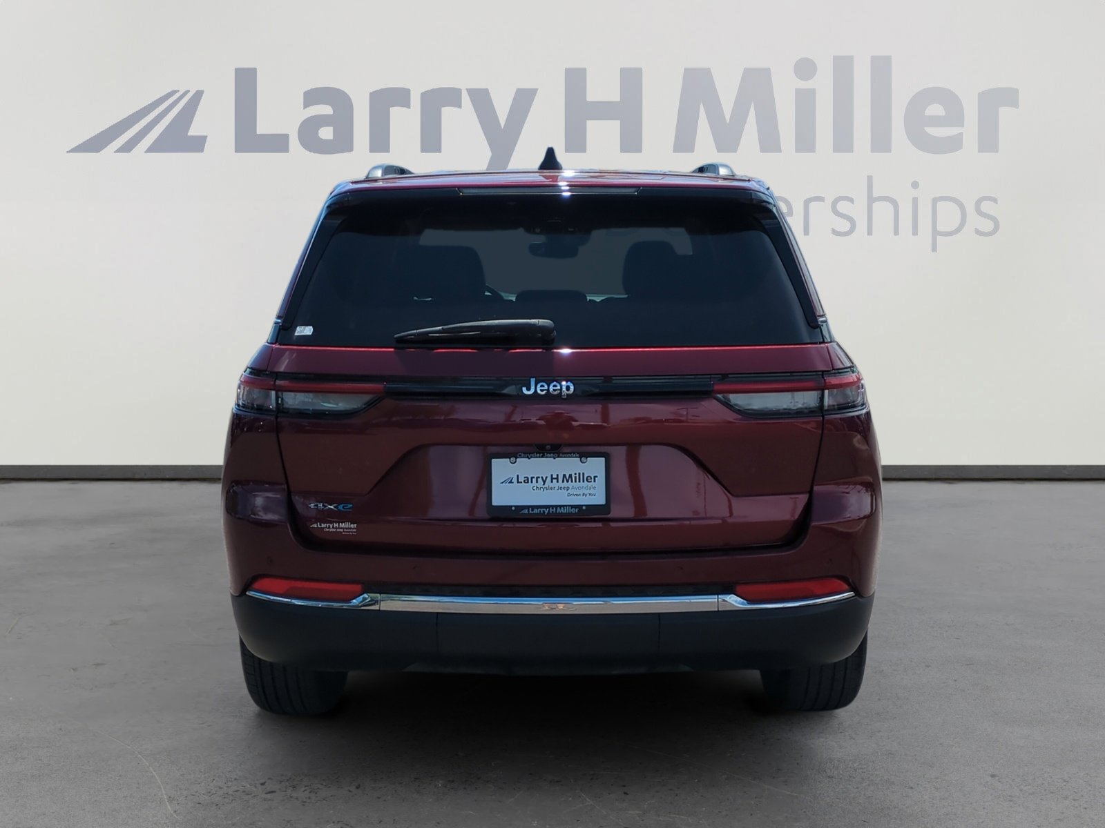Used 2022 Jeep Grand Cherokee Limited 4xe image 4