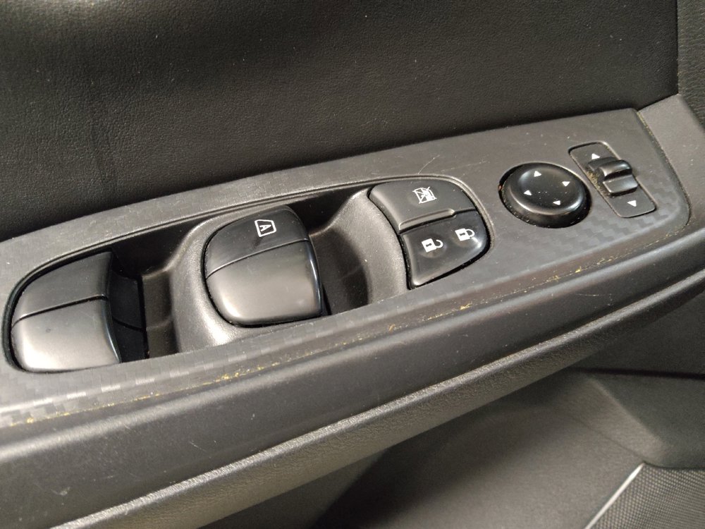 Used 2021 Nissan Sentra SV FWD image 27