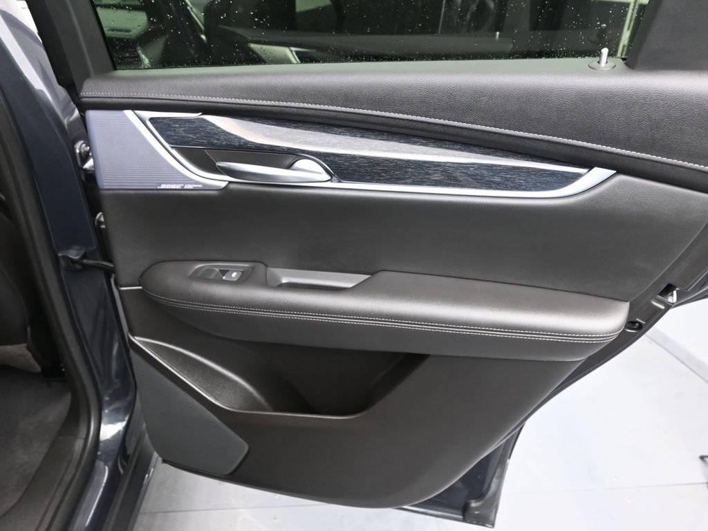 Used 2023 Cadillac XT5 Premium Luxury image 12