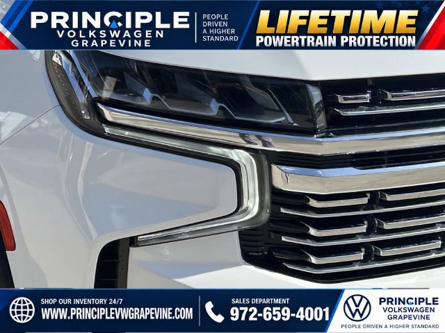 Used 2023 Chevrolet Suburban Premier AWD/4WD image 7