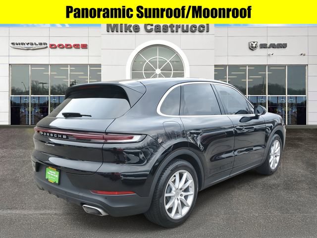 Used 2024 Porsche Cayenne image 4