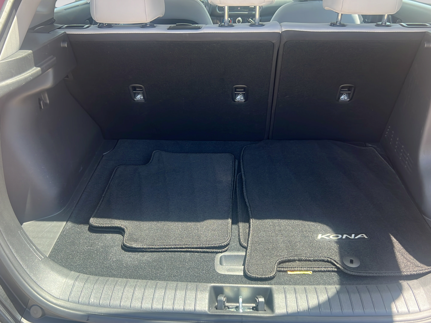 Certified 2022 Hyundai Kona SE FWD image 17