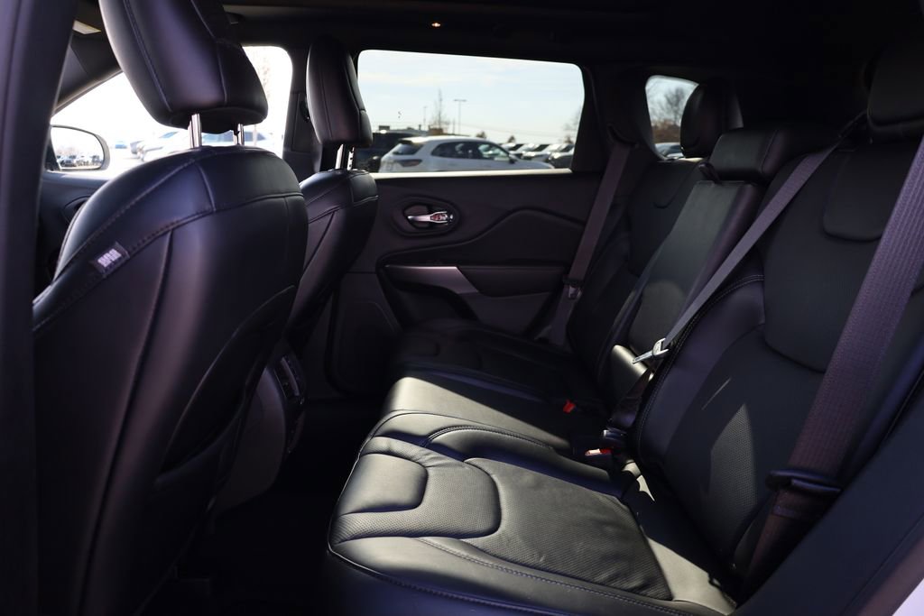Used 2020 Jeep Cherokee High Altitude image 34