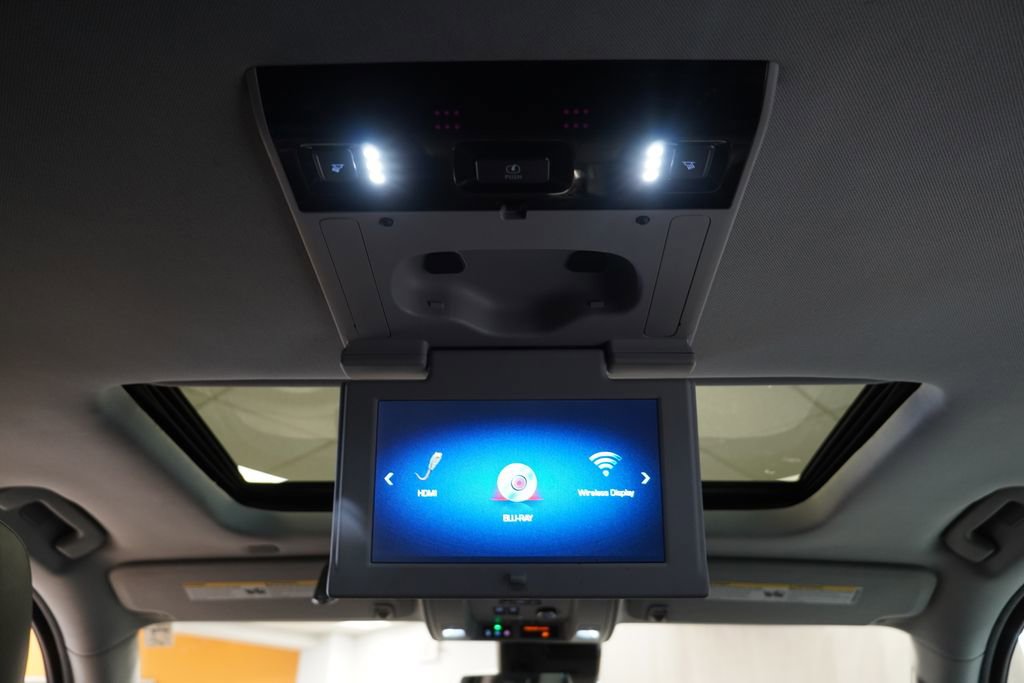 Used 2019 Cadillac Escalade ESV Luxury image 39