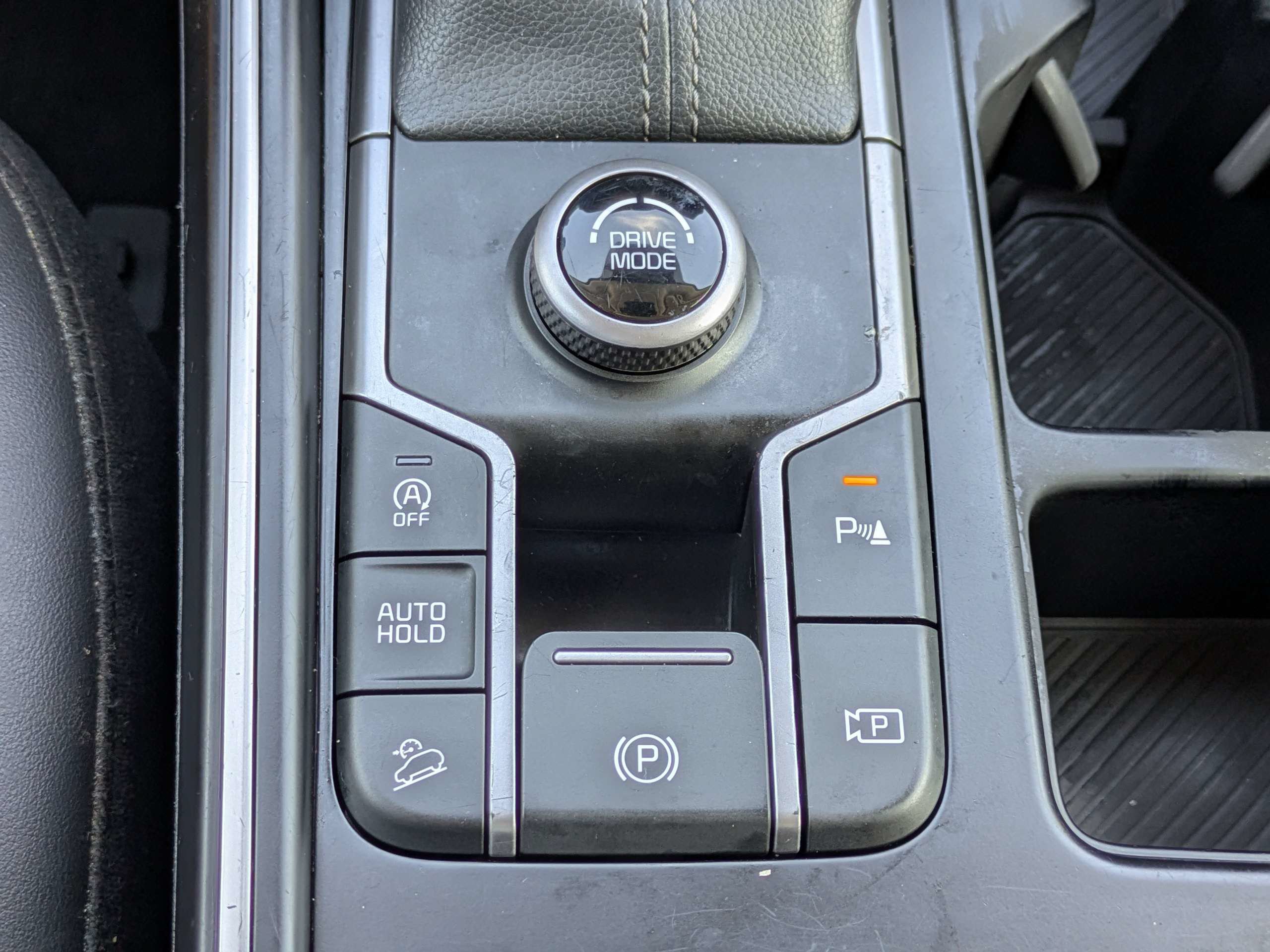 Certified 2025 Kia Sorento S w/ Panoramic Sunroof Package FWD image 35