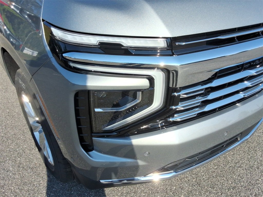 New 2026 Chevrolet Suburban Premier image 11
