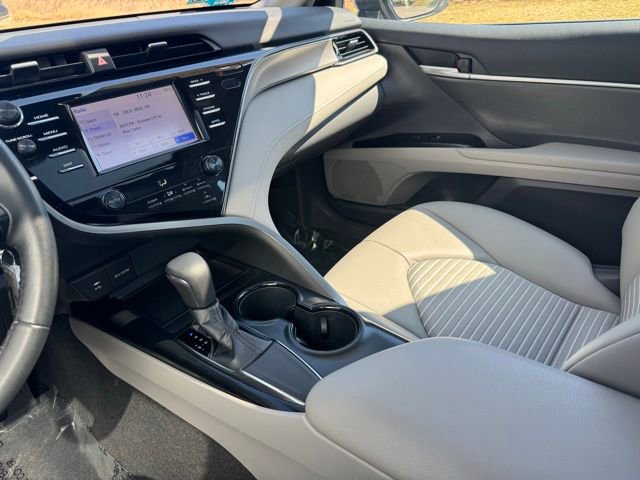 Certified 2019 Toyota Camry SE FWD image 16
