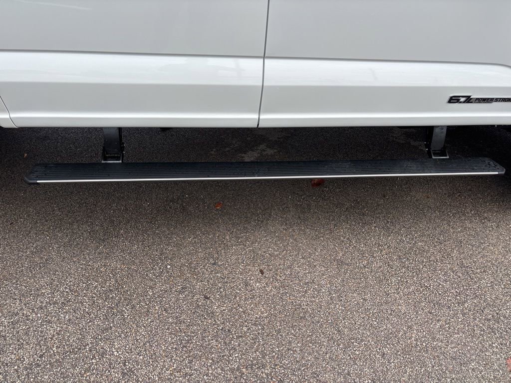 New 2026 Ford F250 Platinum image 17