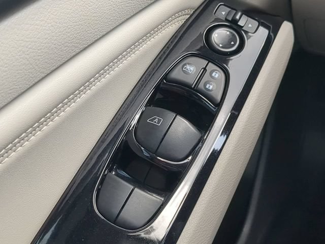 Used 2023 Nissan Altima 2.5 SL AWD/4WD image 23