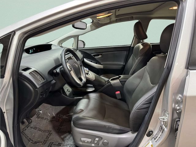 Used 2013 Toyota Prius Four w/ Deluxe Solar Roof Pkg FWD image 22