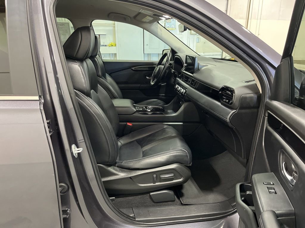 Used 2023 Honda Pilot EX-L image 30