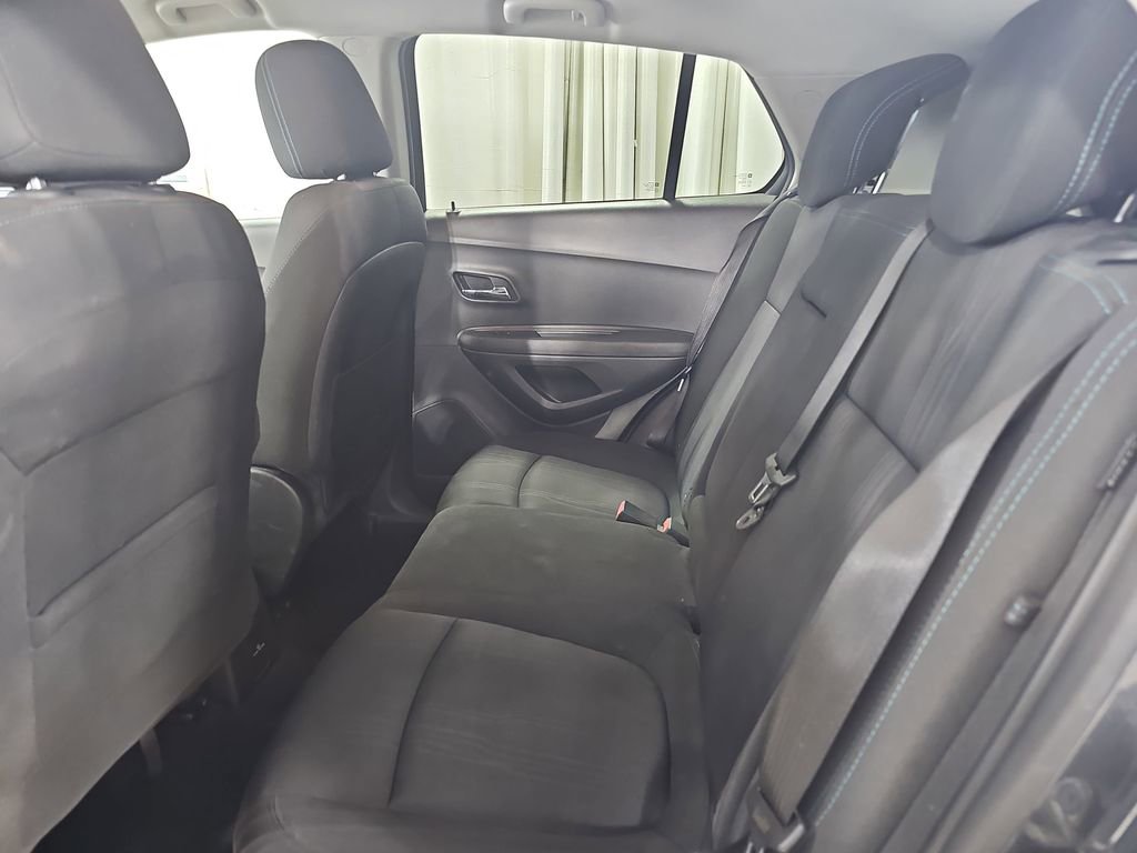Used 2016 Chevrolet Trax LT w/ LPO, Protection Package FWD image 17